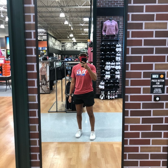 Meet your Posher, Brandon - Picture 1 of 1